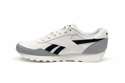 Reebok Rewind Run GV8544 beige silber