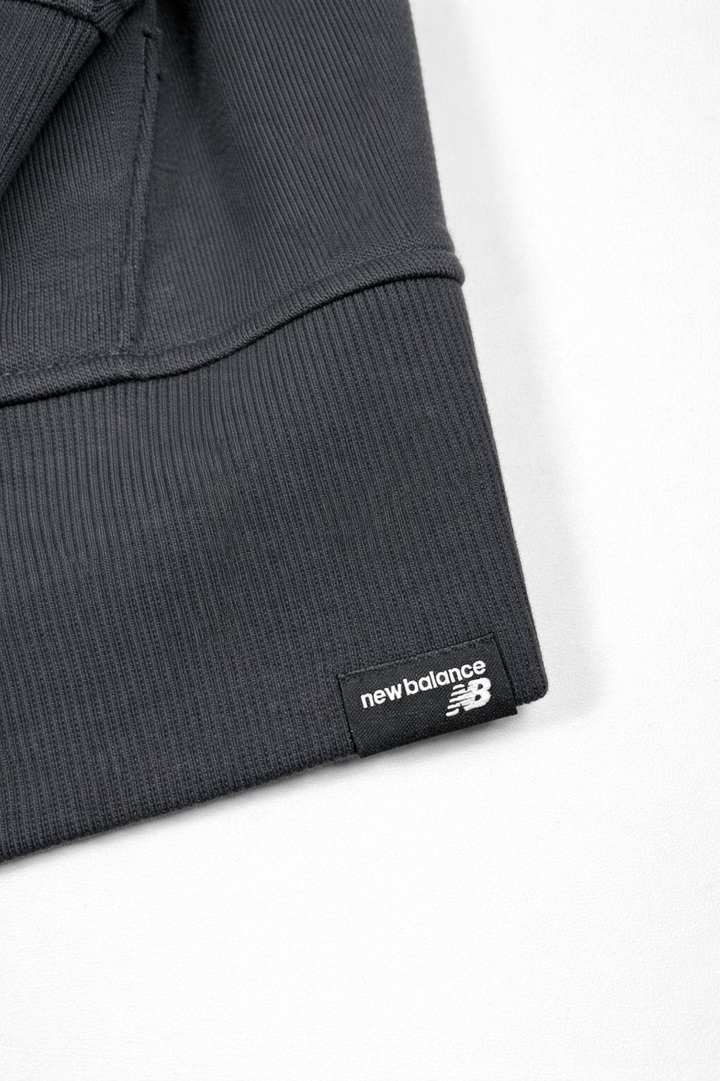 New Balance MP31901BK Hoodie Kapuzenpullover Schwarz